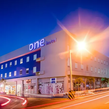 One Playa Del Carmen Hotel