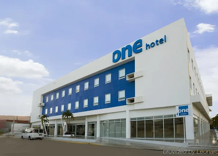 One Playa del Carmen