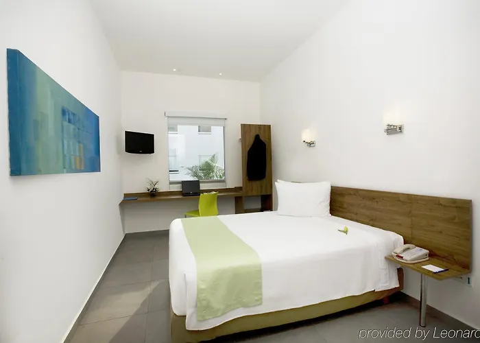 One Hotel 3*