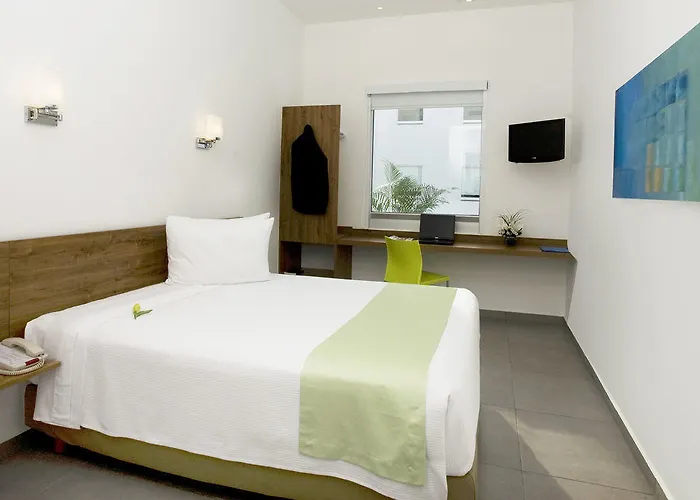 One 3* Playa del Carmen