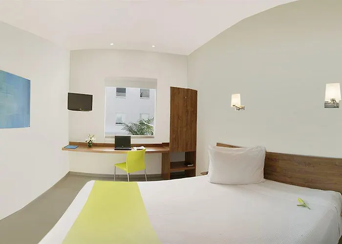 Hotel One 3*